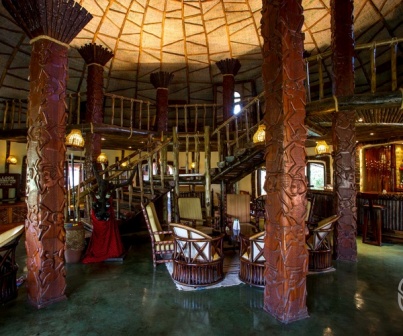 Serengeti Serena lounge area